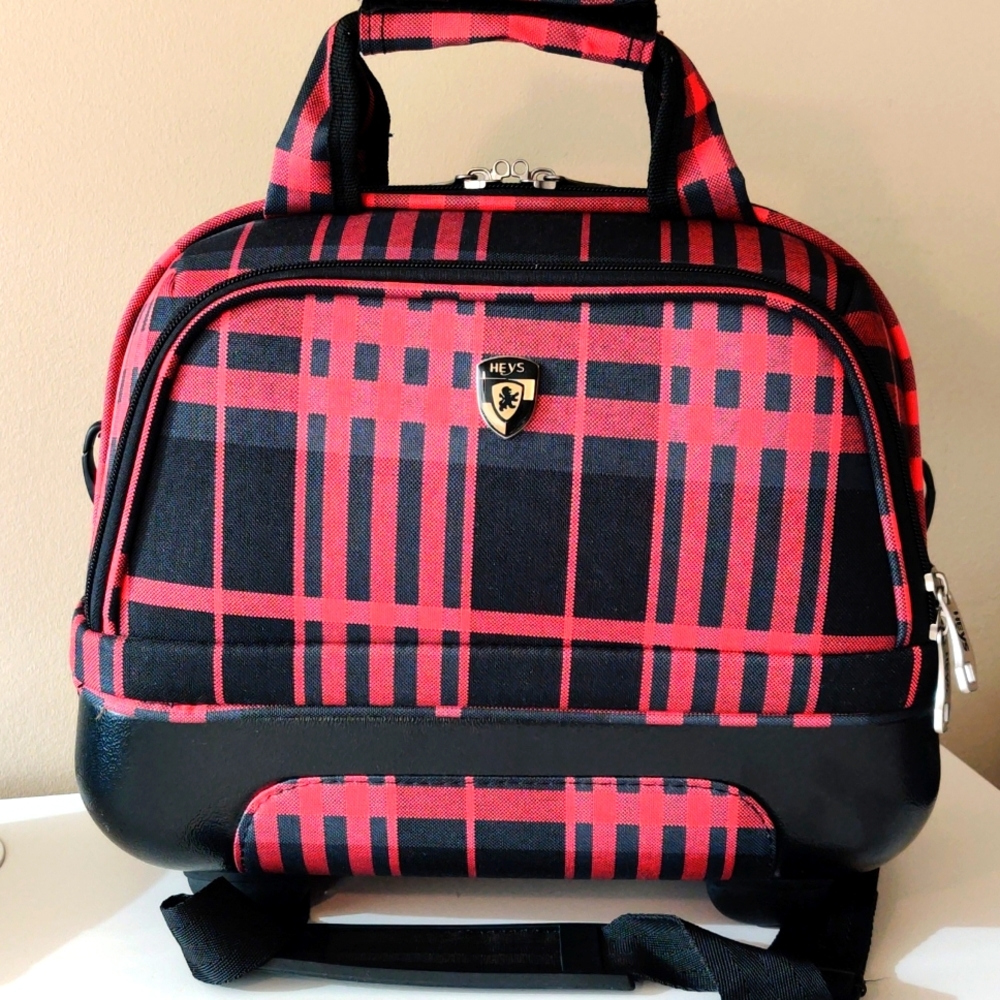Heys Canada Plaid Hybrid Hardcase Carry-on Overnight Bag